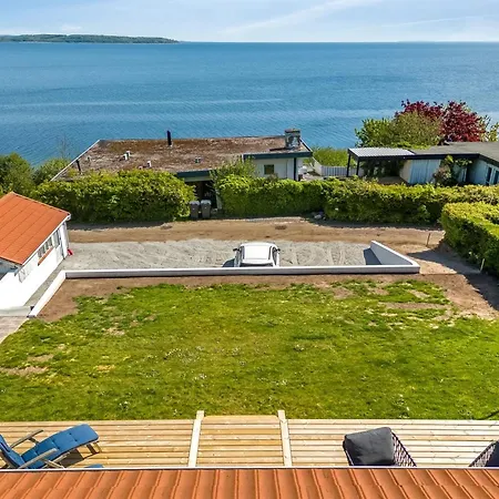 Prázdninový dům Tobias - 45m To The Inlet By Interhome
