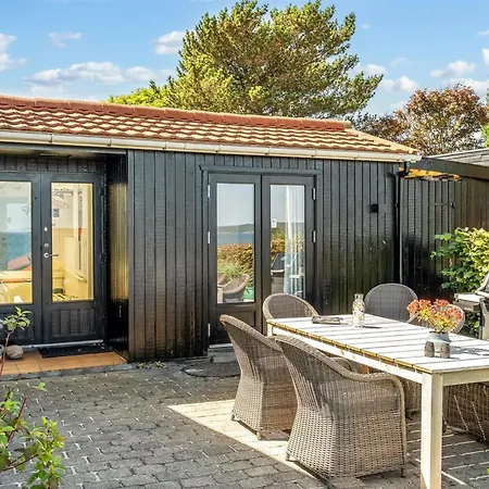 Vakantiehuis Tobias - 45m To The Fjord By Interhome *