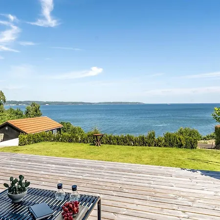 Vakantiehuis Tobias - 45m To The Fjord By Interhome